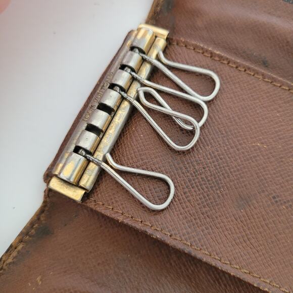 Authentic Louis Vuitton Monogram Multicles 6 Key Hooks Case Brown Small Fair - Picture 4 of 10